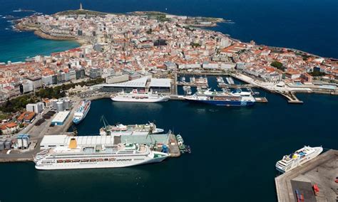 What to Do in La Coruna from Cruise Ship: A Journey Through Time and Tide